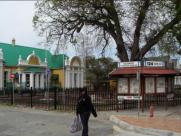 George is very British - there are also Duch and French settlements on this strip.